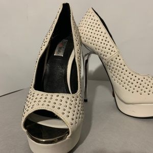 Promise open toed pump